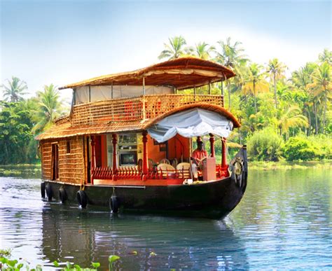 Travel Agency, Best of Homestay, Temple & Theyyam Tour Packages