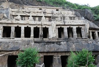 Photoessay: Undavalli Caves, Vijayawada: Splendid Rock Cut Architecture ...