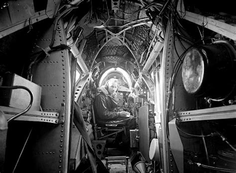 VICKERS WELLESLEY Interior view looking aft from the pilot… | Flickr