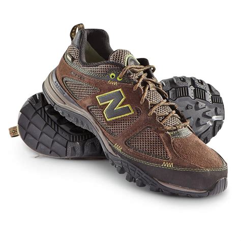 Men's New Balance® 900 GORE-TEX® Trail Shoes, Brown / Green Trim ...