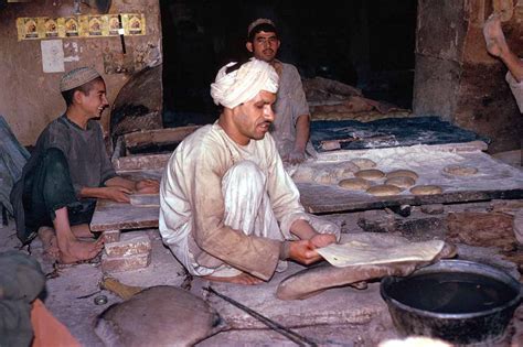 Bread making | Herat, western Afghanistan | Afghanistan | OzOutback