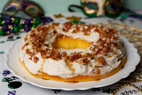 Traditional king cake flavors take backseat to creative alternatives ...