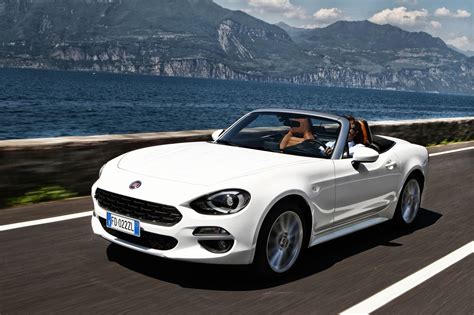 Fiat 124 Spider | | SuperCars.net