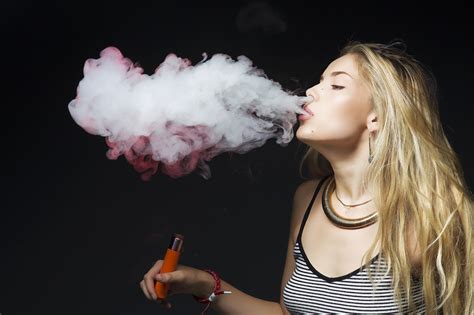 4 Beginner Vape Tricks That Are Very Easy to Learn - Lifestyle Mirror