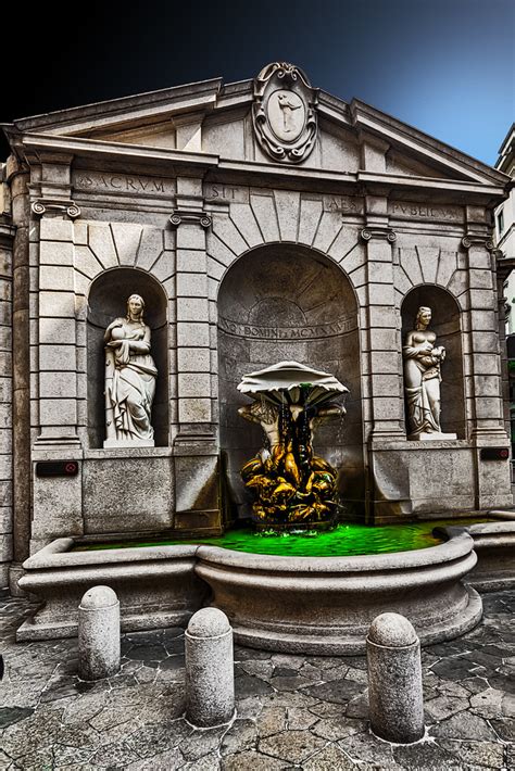 Fountain of the Tritons | Fontana dei Tritoni Realizzata nel… | Flickr