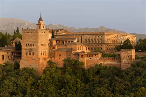 File:Detail Charles V palace Alhambra Granada Spain.jpg - Wikimedia Commons