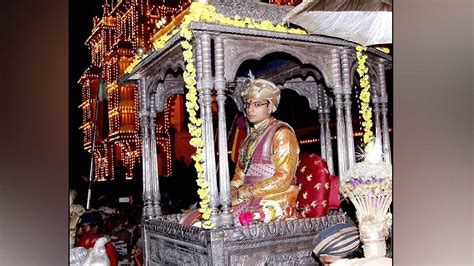 Yaduveer Wadiyar, Mysore King marries Rajasthan royalty | वनइंडिया ...