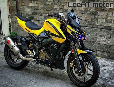 Bajaj Pulsar NS 200 Modified To Look Like KawasakiZ1000