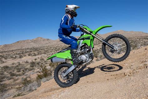 2023 Kawasaki KX250X Assessment [16 Trail-Tested Fast Facts ...