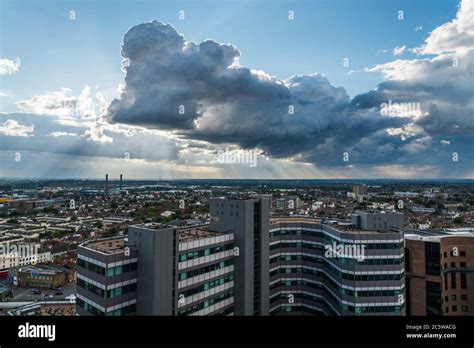 Croydon skyline hi-res stock photography and images - Alamy