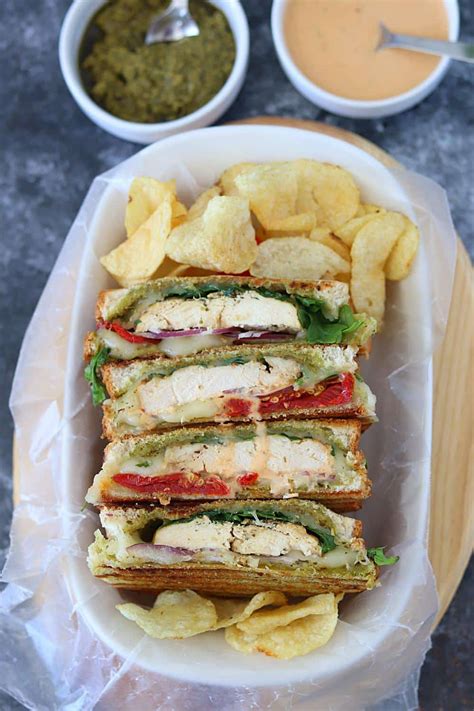 Grilled Chicken Pesto Panini, Chicken Pesto Panini Recipe,