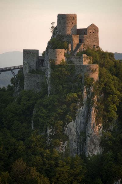 Evening light on the castle of Srebrenik | Srebrenik Castle | Srebrenik ...