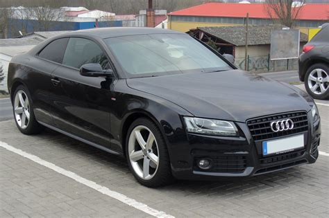 File:Audi A5 Coupé S-Line Phantomschwarz-3.JPG - Wikimedia Commons