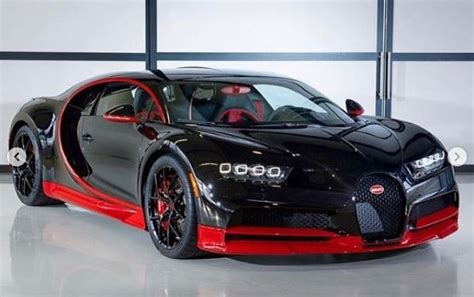 Bugatti Chiron Black Red