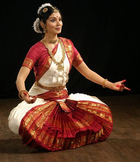 Classical Dances of India: Bharatanatyam dance form