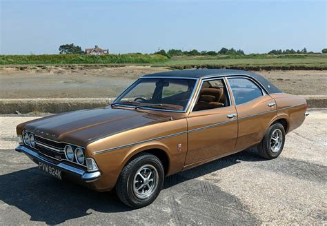 1971 Ford Cortina 1600 GXL - Evoke Classic Cars