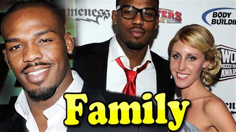 Jon Jones Family With Daughter and Wife Jessie Moses 2023 - YouTube