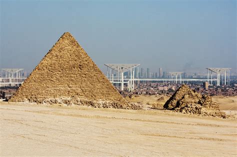 The seven pyramids of culture for Cairo - Project by architect Saverio ...