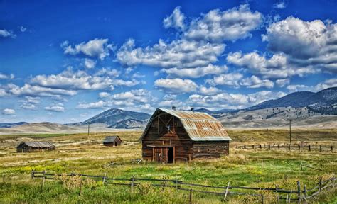 Astounding The Barn Landscape Ideas | Lantarexa