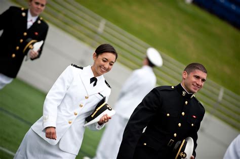 US Naval Academy Graduation 2013 : Eye On Annapolis