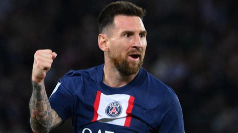 PSG to offer Messi contract extension after 2022 World Cup amid ...