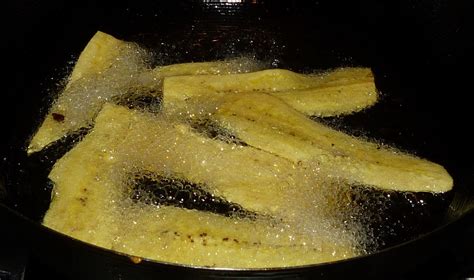 AFRILIGHT ~ BELLE'S KITCHEN: UNRIPE PLANTAIN CHIPS