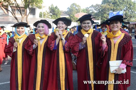 Wisuda Unpad gel IV TA 2014 2015 sesi 1 020 – Universitas Padjadjaran