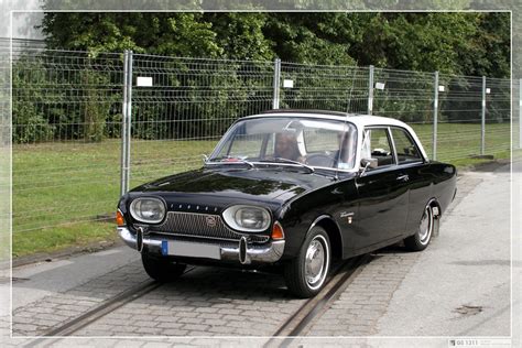 1960 Ford Taunus 17m P3 Badewanne (13) | Completely new body… | Flickr