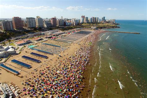 En fotos. Las playas de Mar del Plata vistas con el drone de LA NACION ...