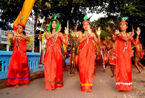 Tarian Cakalele: Simbol Energi dan Keberanian dari Maluku Utara ...