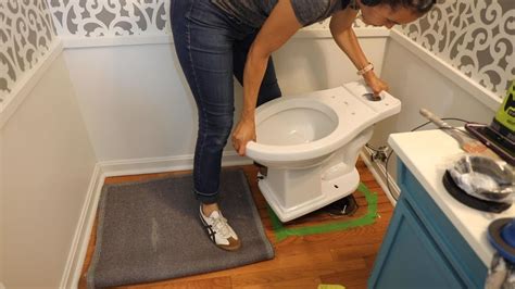 How to Properly Set a Toilet to Prevent Leaks - Homestyling Guru