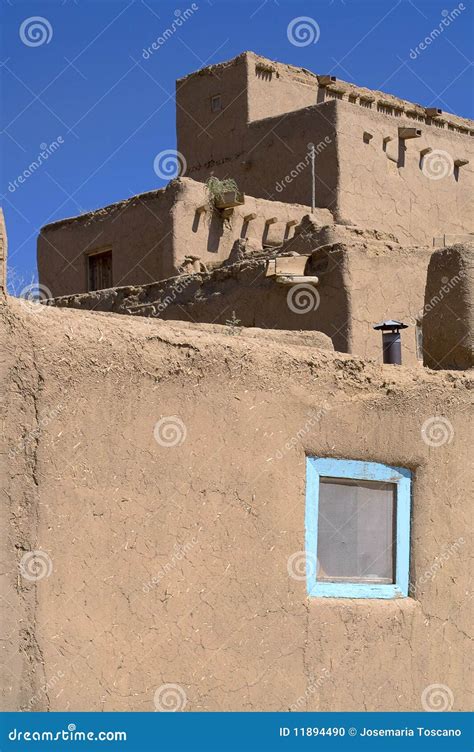 Adobe Houses in the Pueblo of Taos. Stock Photo - Image of adobe, house ...