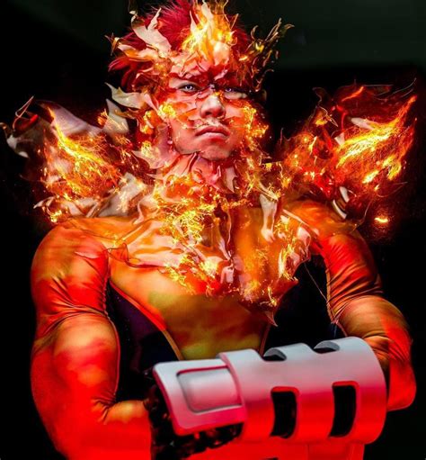 My Hero Academia: 10 Awesome Endeavor Cosplay That Look Just Like The ...