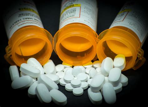 Researchers say 30% of patients taking opioids experience adverse drug ...