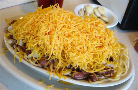 Skyline Chili, Clifton, Cincinnati OH – Left at the Fork