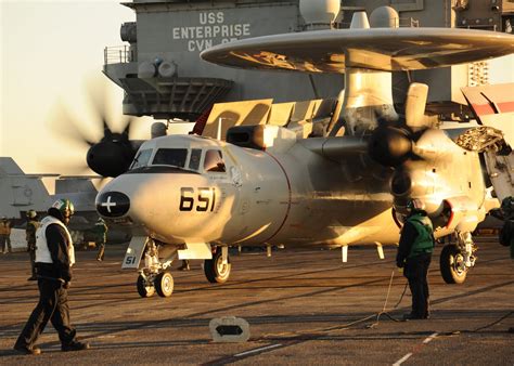 airforce photos: E-2C Hawkeye