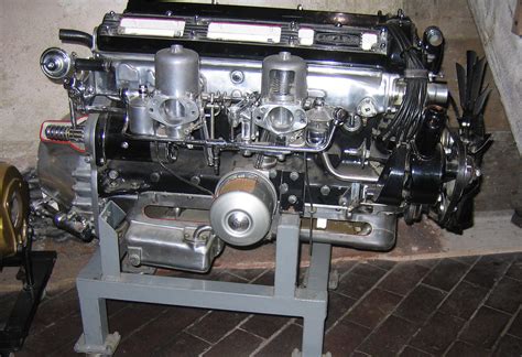 Jaguar XJ6 engine | Jaguar XJ6 Engine | Alan Gore | Flickr