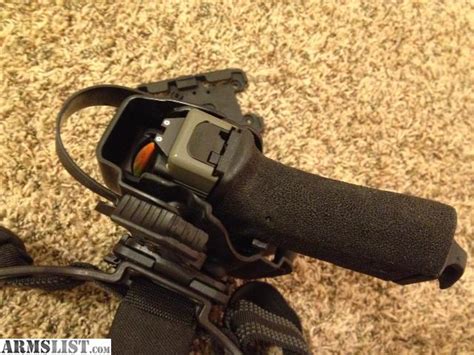 Glock 19 holster with rmr and light