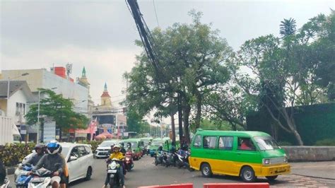 Alun-Alun Kota Bogor Semrawut, Wali Kota Bima Arya Janji Bereskan: Saya ...