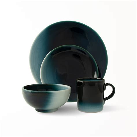 Japanese Modern Dinnerware Sets | WAZA Tokyo