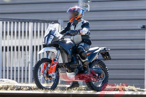 KTM 650 Adventure - Prototypes of the new medium-sized model ...