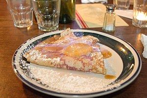 Crêpe Suzette - Wikipedia, the free encyclopedia