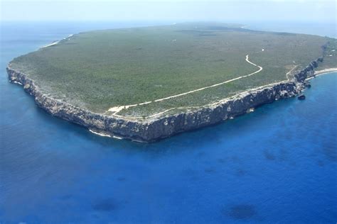 Cayman Brac - The Adventure and Tranquility Island | MaduroDive Blog