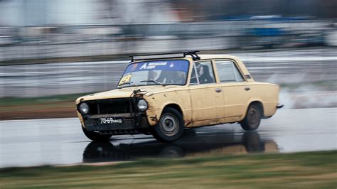 How the Lada 2101 became an iconic Soviet car - Russia Beyond