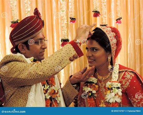 Rituals of Traditional Hindu Wedding, India Editorial Photography ...