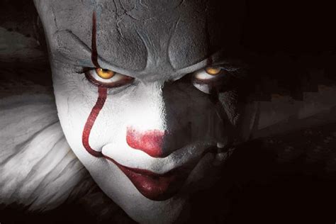 Nueva imagen revela el traje completo de Pennywise en el reboot de It ...