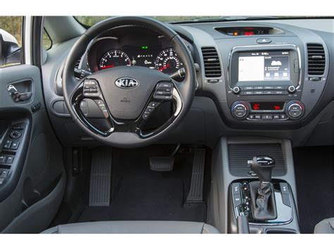 2017 Kia Forte: 150 Interior Photos | U.S. News