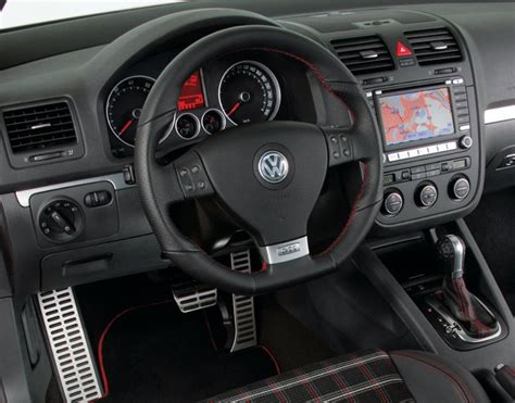 Volkswagen Golf GTI Mk5 Buyer's Guide & History - Garage Dreams