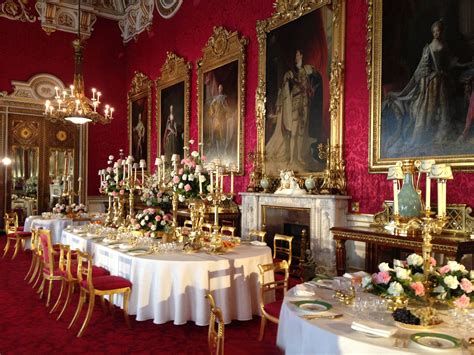 The State Dining Room, Buckingham Palace. Crimson silk damask in an ...