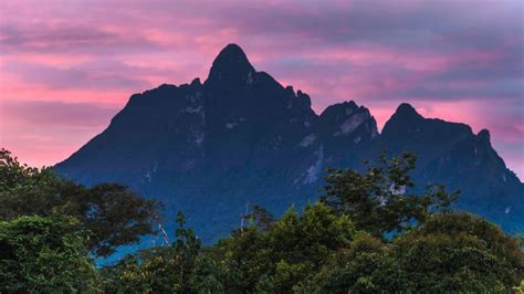 Pico da Neblina: A sacred peak off-limits for decades - BBC Travel